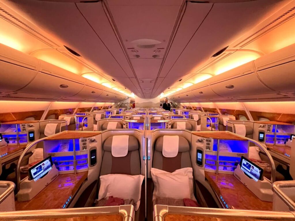 emirates-business-class-cabin-scaled